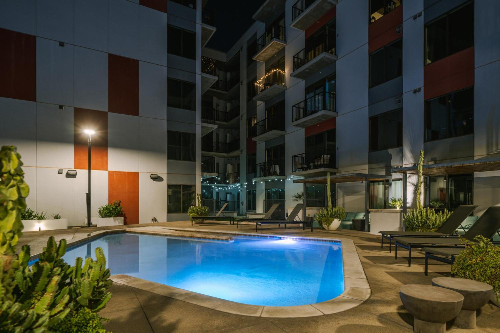Sonder At Mill Ave Aparthotel Tempe Eksteriør bilde